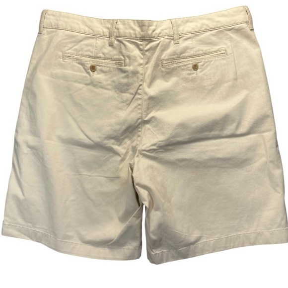 L.L. Bean Cream Flat Front Shorts with Timeless Appeal 38W - Picture 3 of 14
